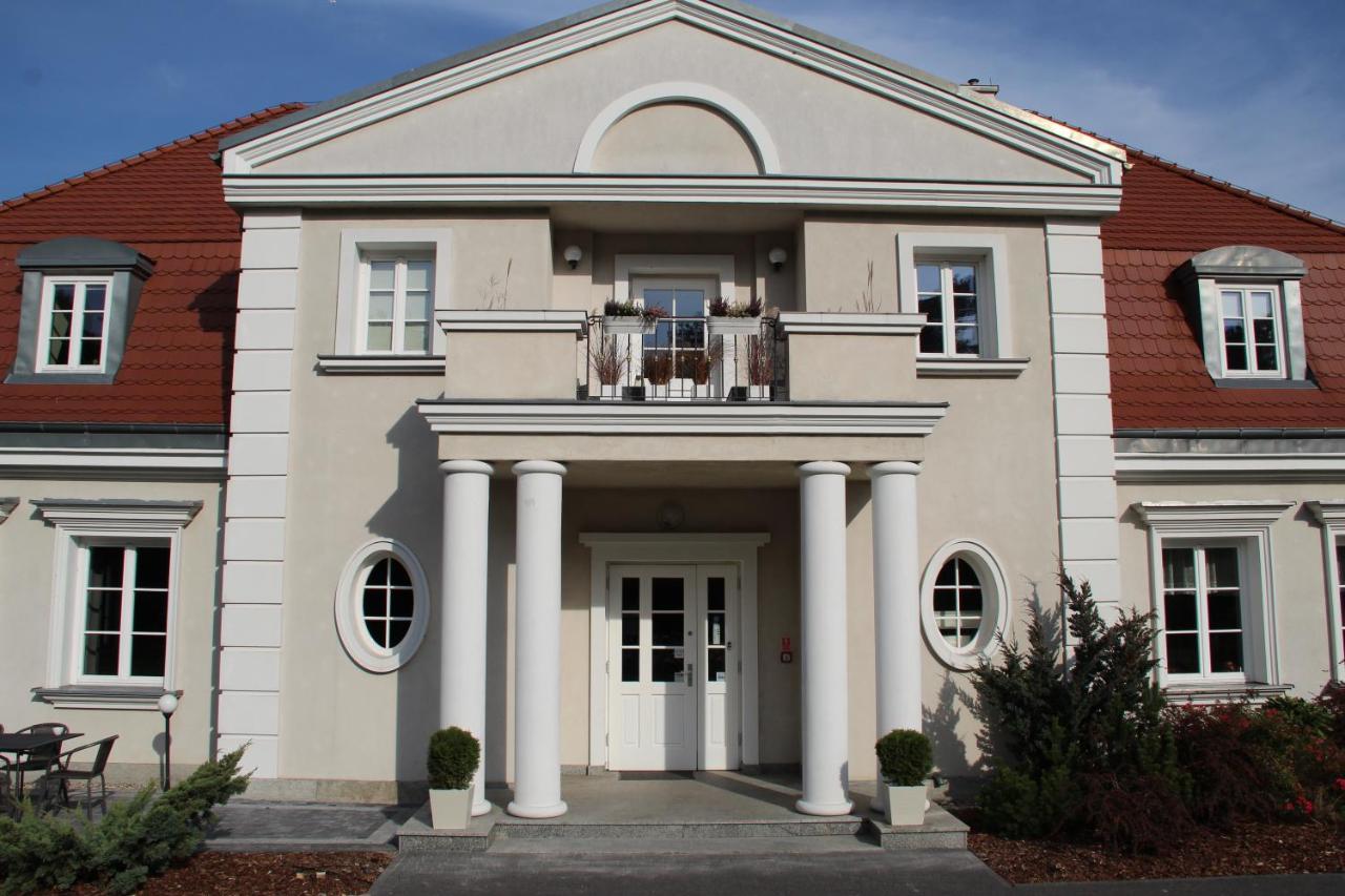 Hotel Eco Nieborów Exterior foto